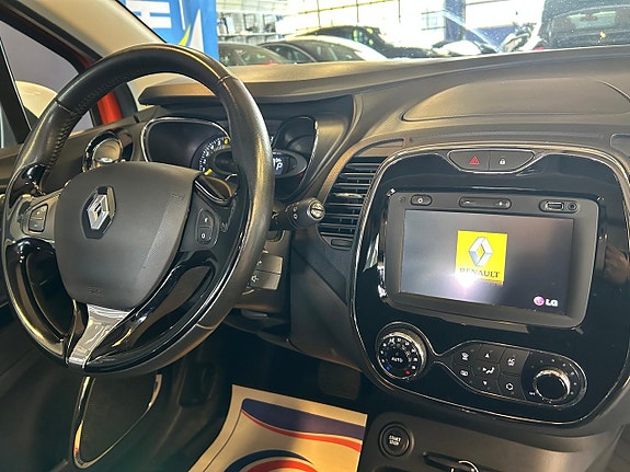 Renault Captur 17 of 21