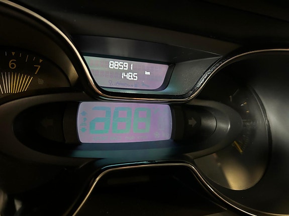 Renault Captur 21 of 21