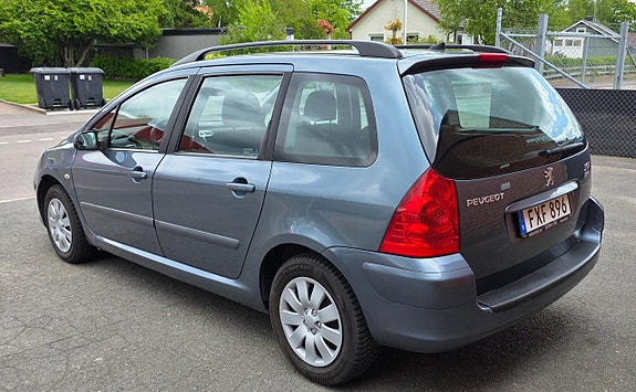 Peugeot 307 7 of 15