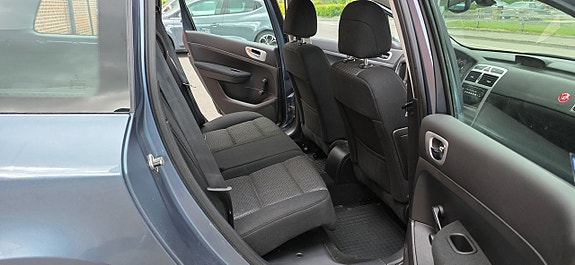 Peugeot 307 9 of 15
