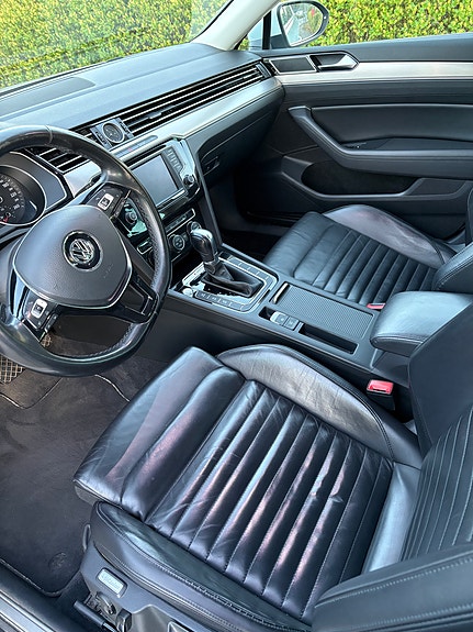 Volkswagen Passat 4 of 5