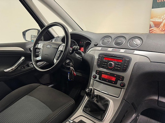 Ford Galaxy 5 of 18