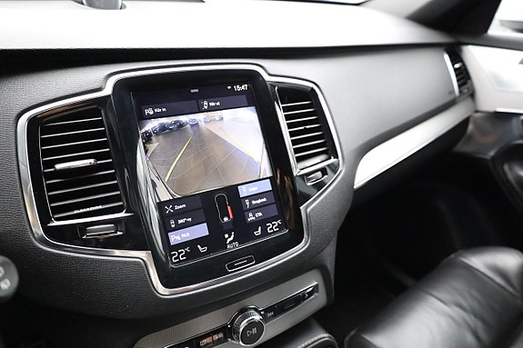Volvo XC90 28 of 30