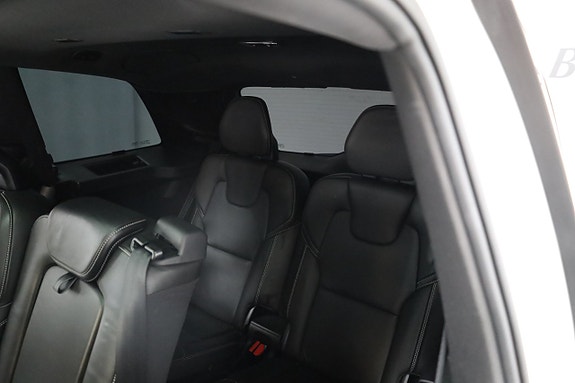 Volvo XC90 20 of 30
