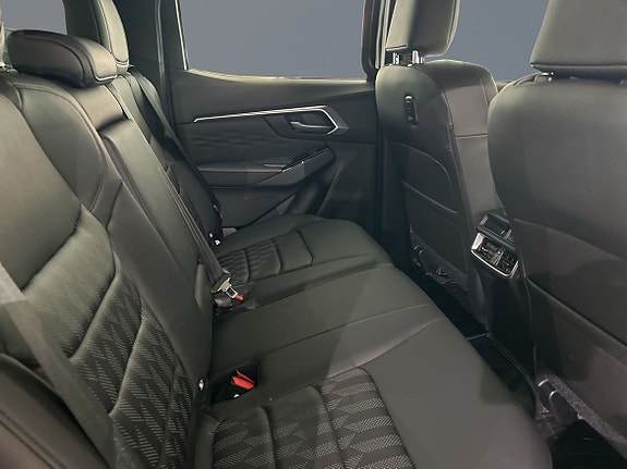Isuzu D-max 7 of 8