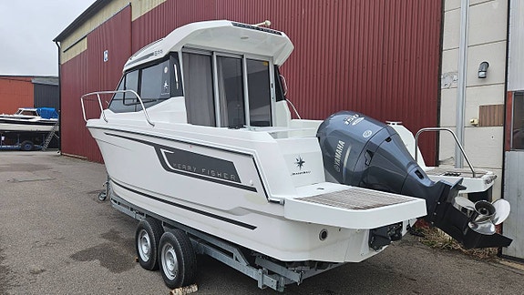 Jeanneau Merry Fisher 695 Cabin -18/19 Yam F150 DETL 57 tim! 2 of 12