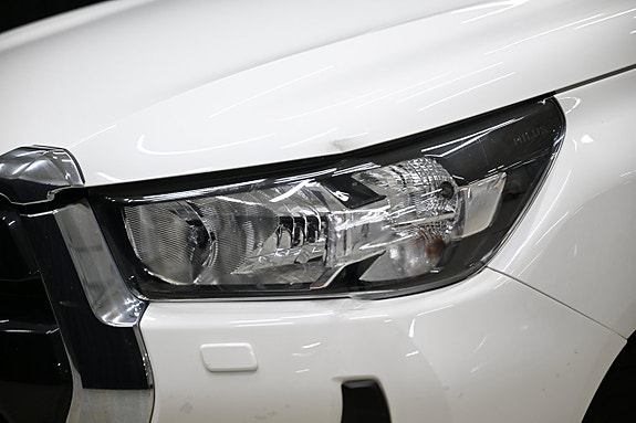 Toyota HiLux 5 of 5