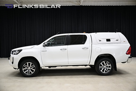 Toyota HiLux 2 of 5