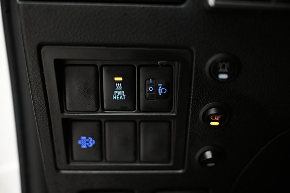 Toyota HiLux 21 of 29