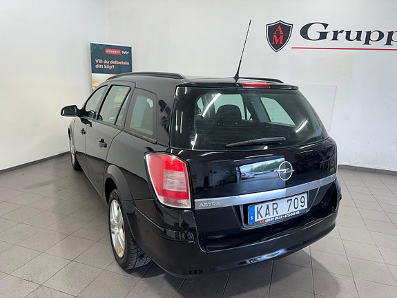 Opel Astra 8 of 17
