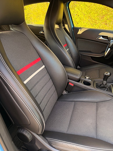 Mercedes-Benz A180 5 of 5