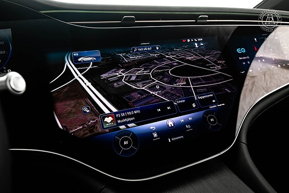 Mercedes-Benz EQS350 9 of 12