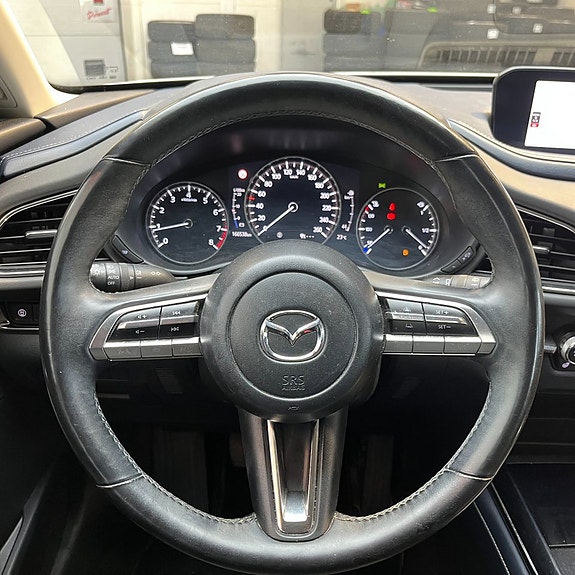 Mazda CX-30 10 of 13