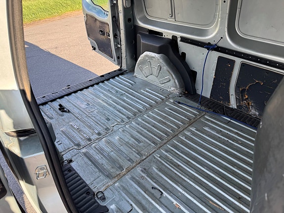 Renault Kangoo Express 16 of 19