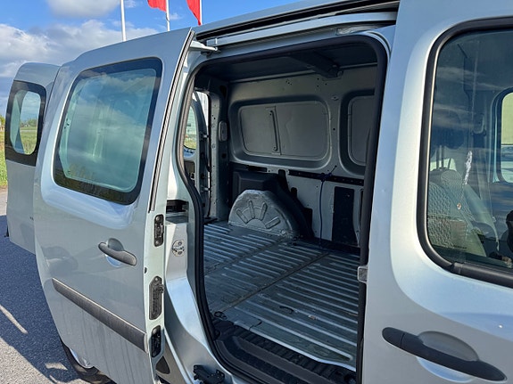 Renault Kangoo Express 15 of 19