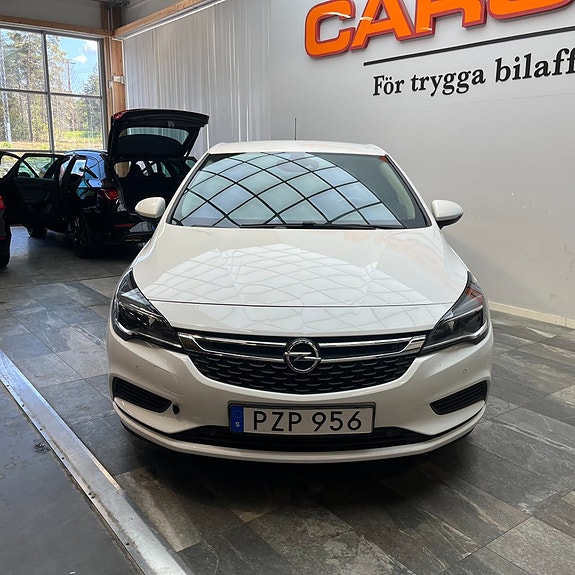 Opel Astra 6 of 12