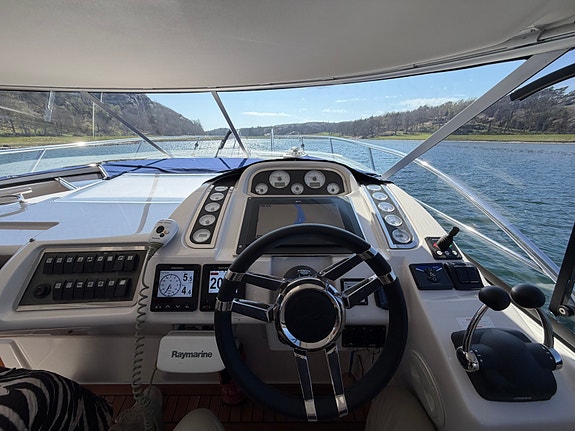 Windy 33 Scirocco HT 2x VP D4 260 -07 2 of 5