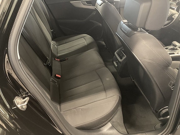 Audi A4 11 of 21