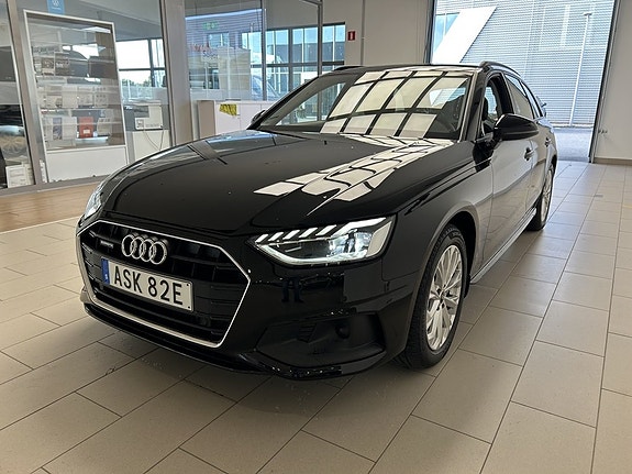Audi A4 3 of 22