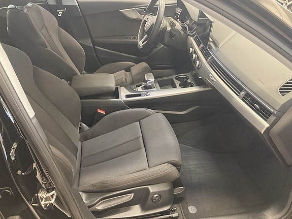 Audi A4 12 of 21