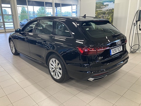 Audi A4 5 of 5