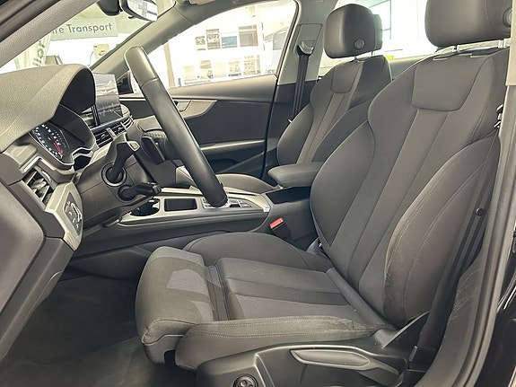 Audi A4 9 of 22