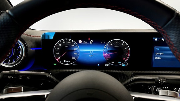 Mercedes-Benz CLA200 20 of 22
