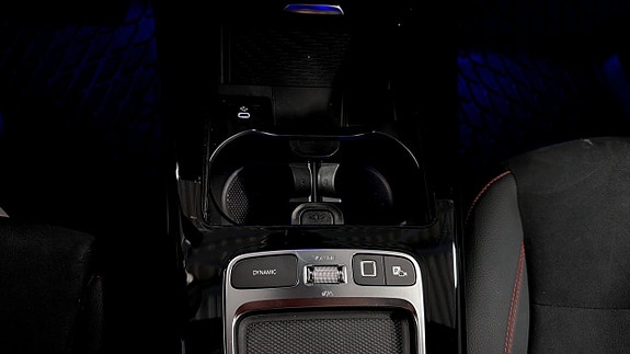 Mercedes-Benz CLA200 16 of 22