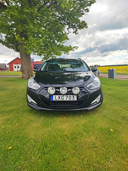 Hyundai i40 2 of 7