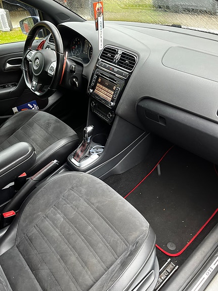 Volkswagen Polo 11 of 11