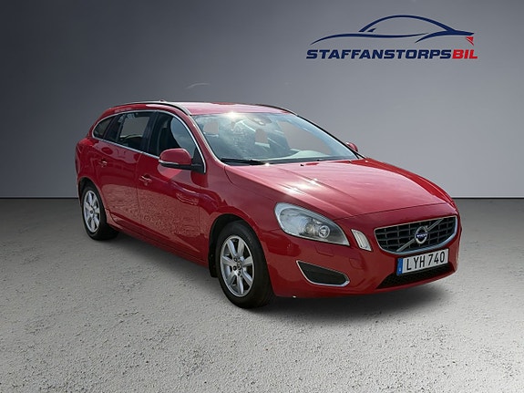 Volvo V60 3 of 11