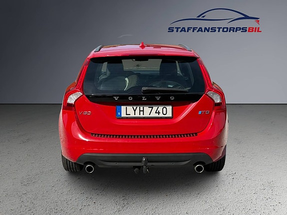 Volvo V60 6 of 11
