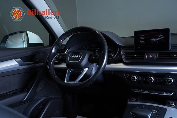 Audi Q5 4 of 5