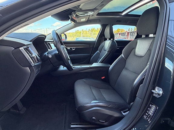 Volvo V90 Cross Country 7 of 18