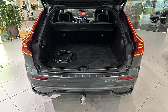 Volvo XC60 12 of 22