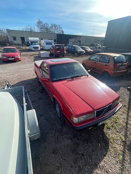Volvo 944 3 of 4