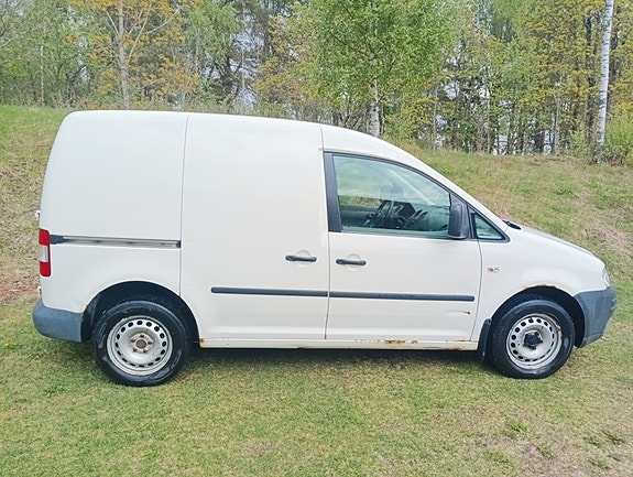 Volkswagen Caddy 2 of 5