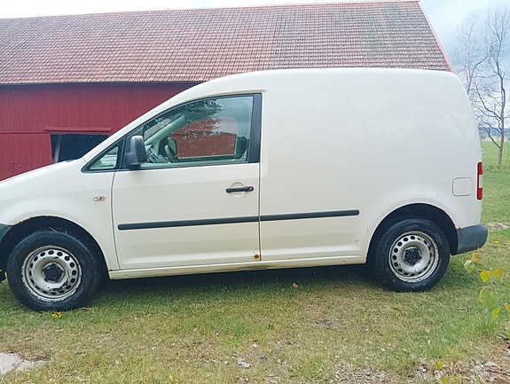 Volkswagen Caddy 4 of 5