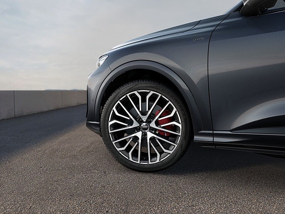 Audi Q5 6 of 11