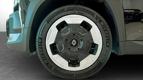 Renault 4 9 of 21