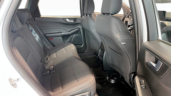 Ford Kuga 5 of 5