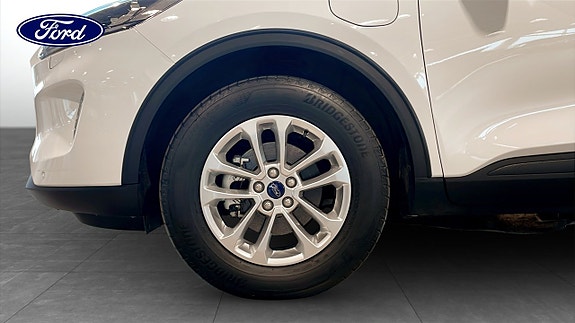 Ford Kuga 9 of 9