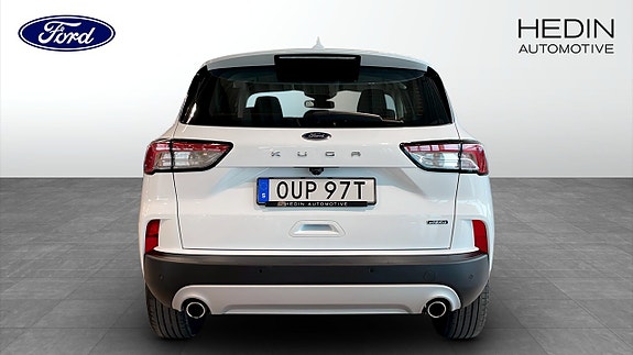 Ford Kuga 7 of 9