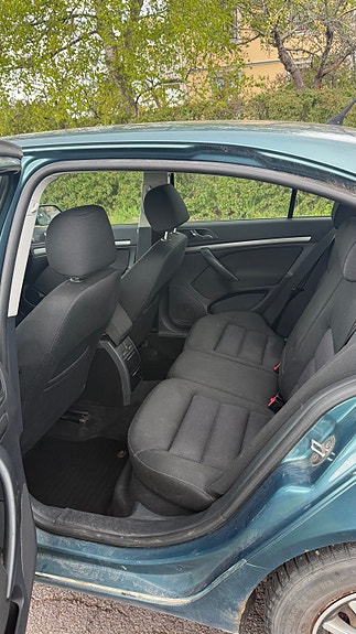 Skoda Octavia 3 of 5