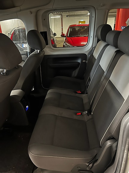 Volkswagen Caddy 3 of 4
