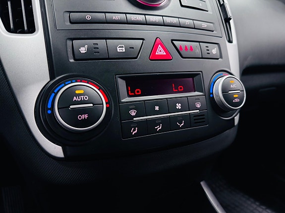 Kia Ceed 14 of 18
