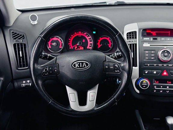 Kia Ceed 15 of 18