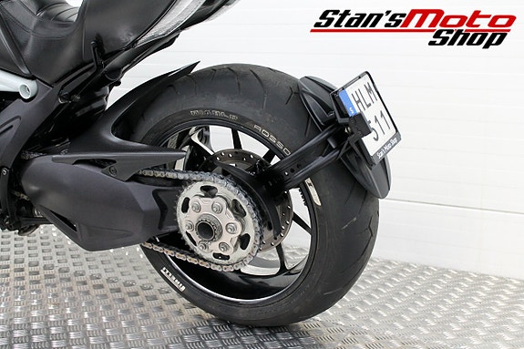 Ducati Diavel Carbon ABS Termignoni 12 of 17