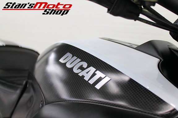 Ducati Diavel Carbon ABS Termignoni 8 of 17