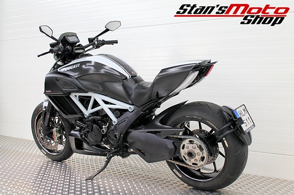 Ducati Diavel Carbon ABS Termignoni 11 of 17